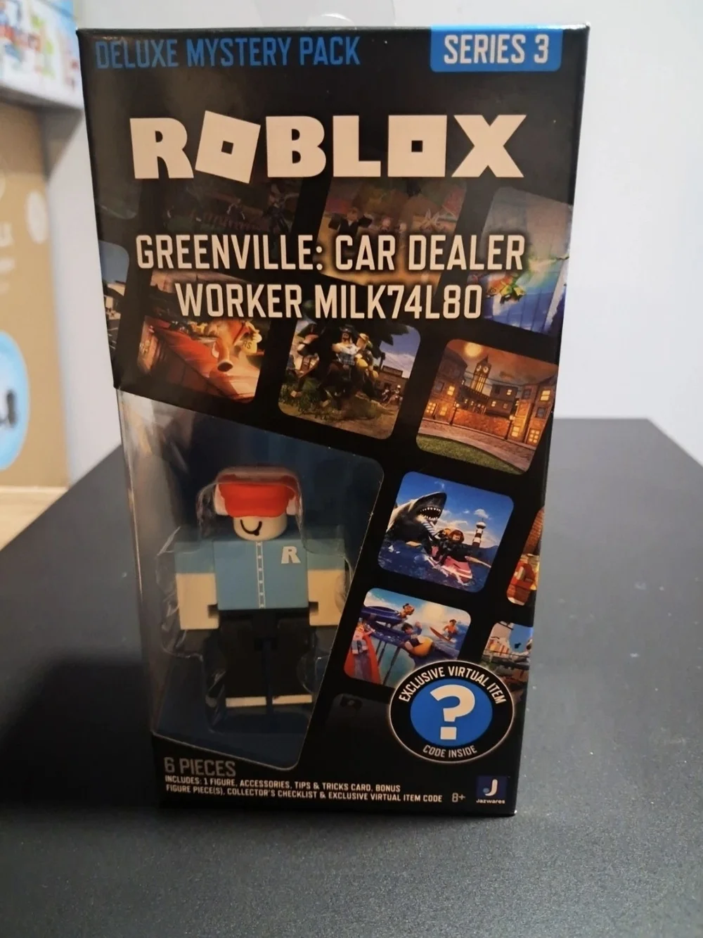 Roblox Greenville: Car Dealer Worker Series 3 Figure - Blue & Red